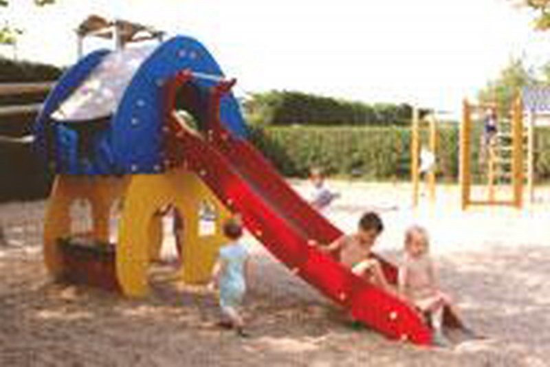 Camping les Genêts ***