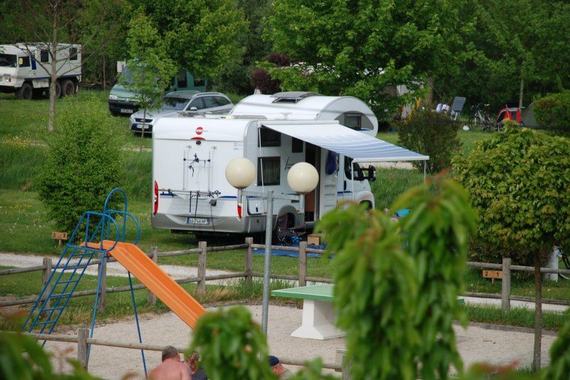 Camping Municipal La Louve