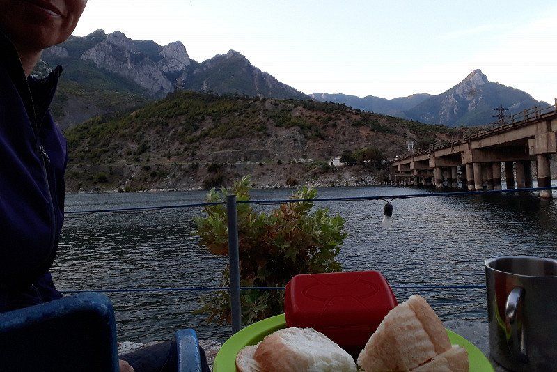 Natura Bar Restaurant Camping