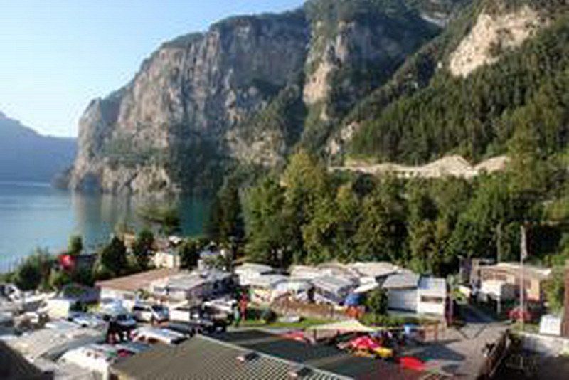 Camping Windsurfing Urnersee