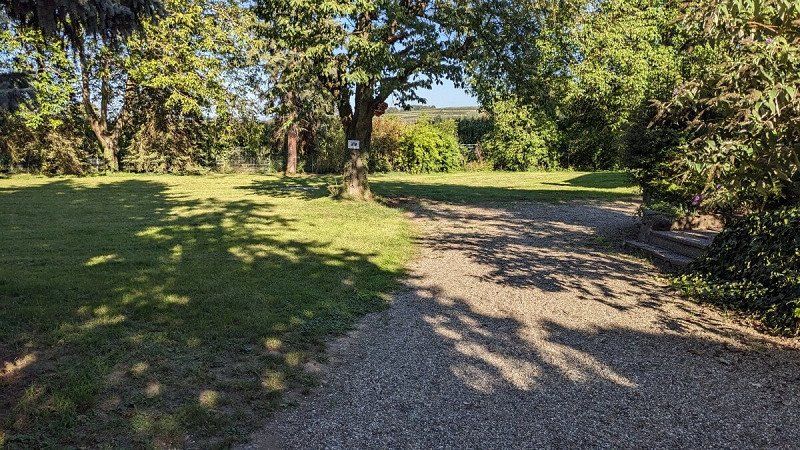 Privatstellplatz Entspanntes Camping im Garten in Endingen am Kaiserstuhl