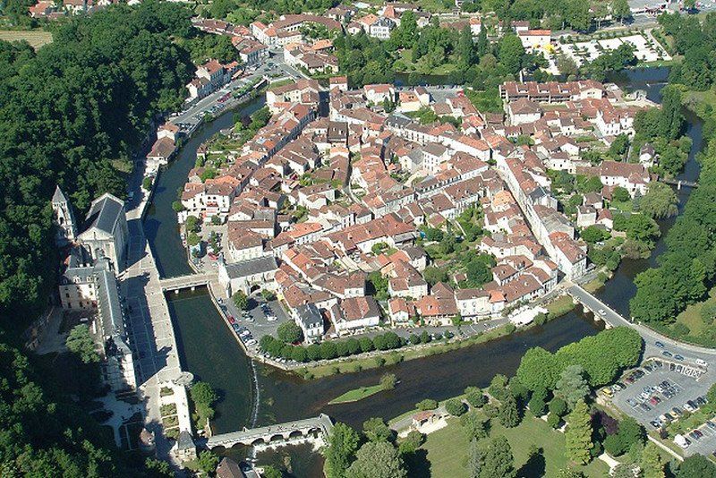 Camping Brantôme Far Ouest