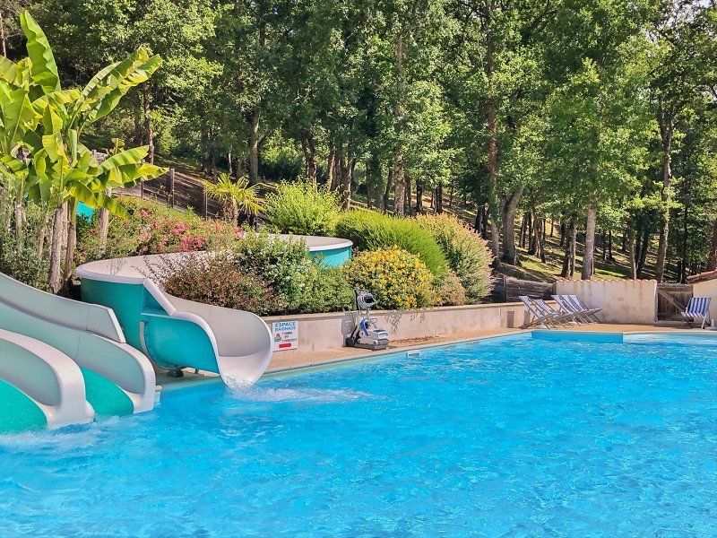 Camping APV La Pélonie
