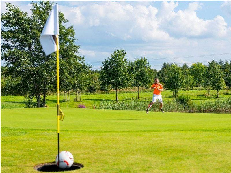 Camping De Bronzen Eik