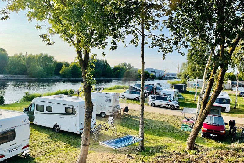 Riverside Camping
