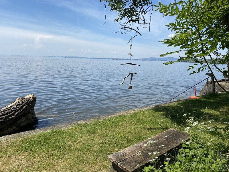 Privatstellplatz Auszeit am Bodensee  mit direktem Zugang zum Wasser und Blick auf die schweizer Berge,