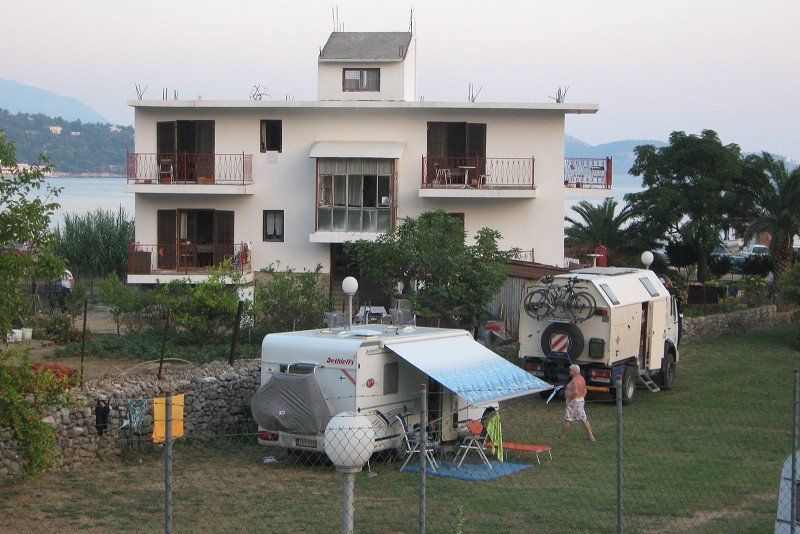 Camping Sutomore