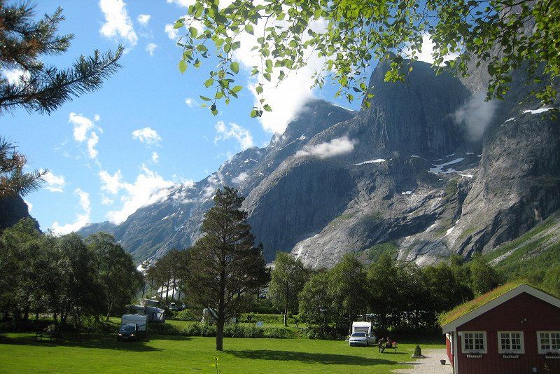 Trollveggen Camping