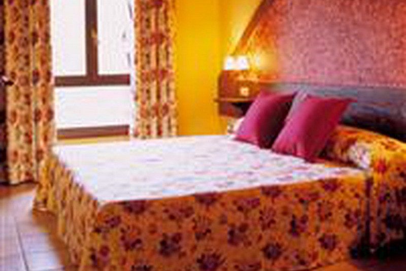Camping Gavín S.L.   1ª categoria