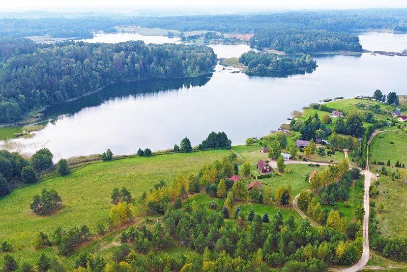 Resort by Nava Lake