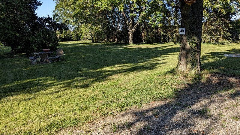 Privatstellplatz Entspanntes Camping im Garten in Endingen am Kaiserstuhl
