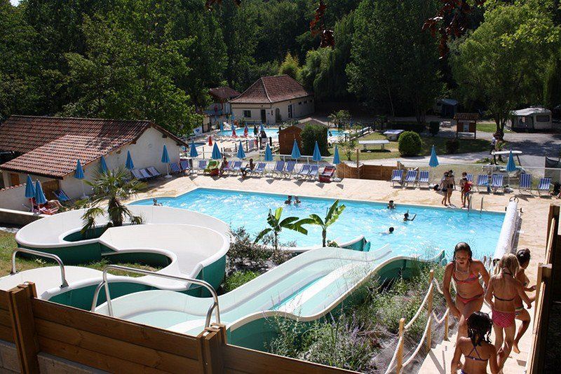 Camping APV La Pélonie