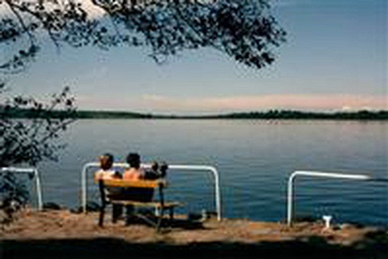 Lakeside Holiday Park