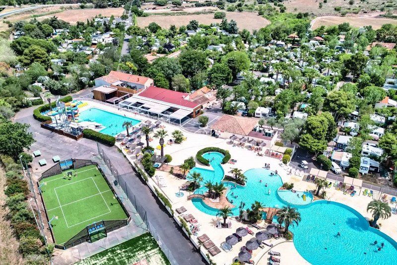 Camping Resort Les Champs Blancs