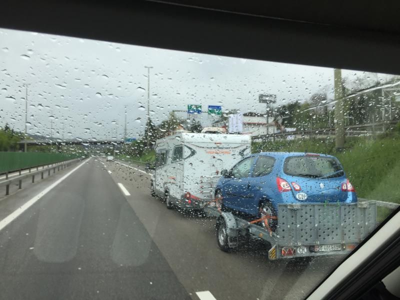 Ein Womo mit Auto.......