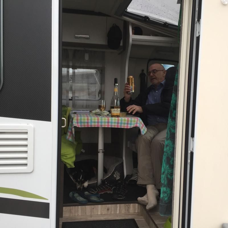 Willi und DIxx am Apéroooooo