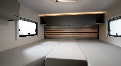 Einzelheckbetten im Crosscamp-Wohnmobil EXPDN