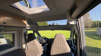 Fliegenschutzgitter im Sunlight Campervan Cliff X 600 