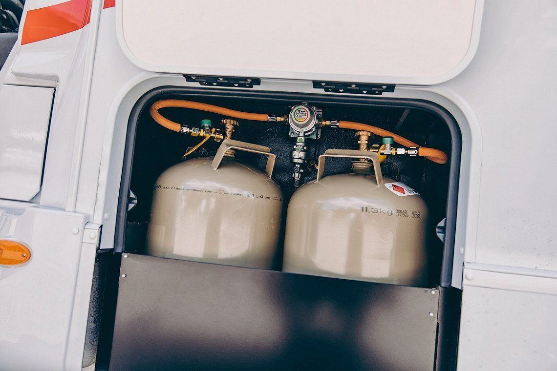 Gaskasten mit zwei Gasflaschen in Sunlight Reisemobil