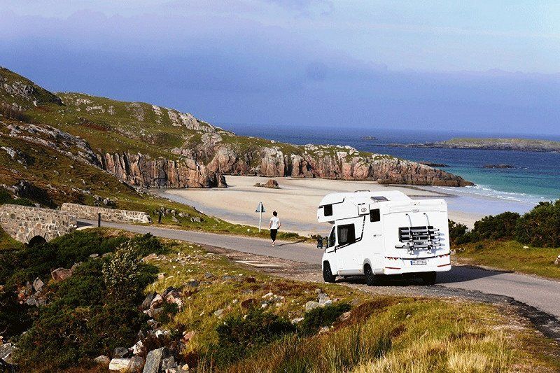 Auf einen Blick: Mit Wohnwagen und Wohnmobil in Schottland