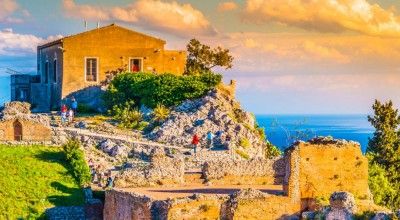 Travelling to Sicily with your motorhome, tips for trip preparation & camping on Sicily
