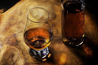 Glencairn-Glas Whisky-Tasting Schottland