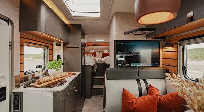 Blick durch den Innenraum des Hymer Wohnmobils ML-T 580 CrossTrail
