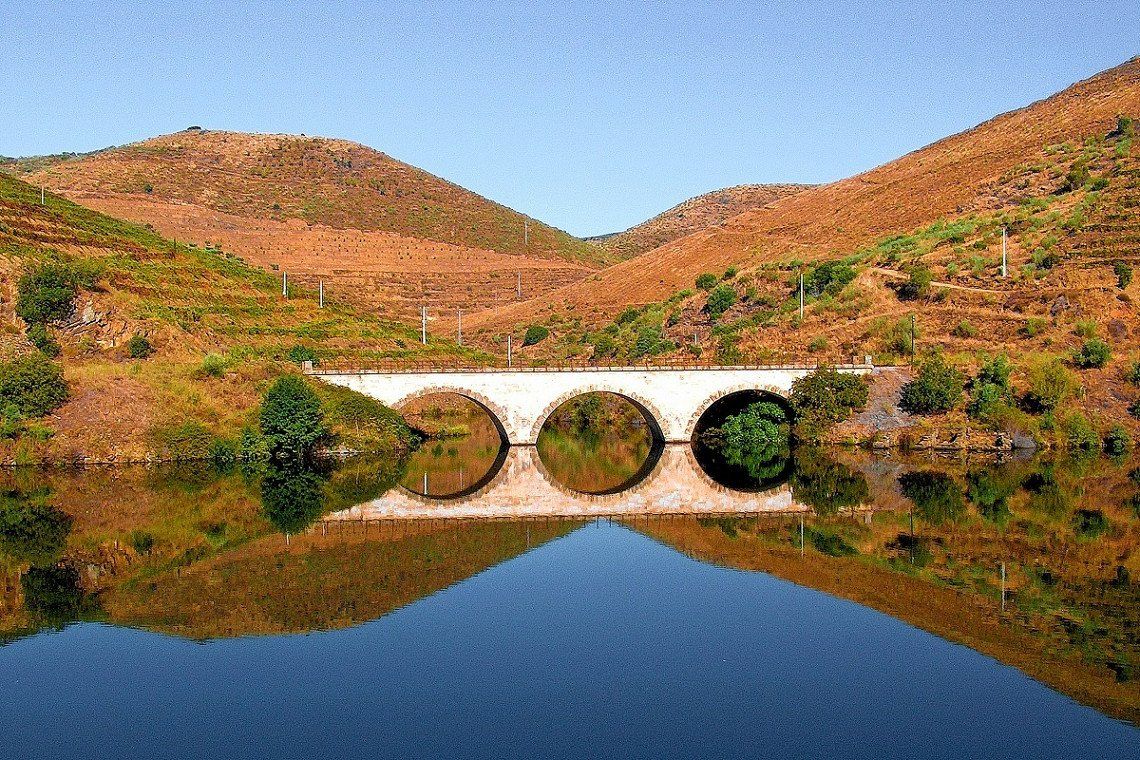 Fluss Douro im Herbst, Portugal 