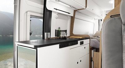 Kuechenblock im Corigon Campervan CV 65 S 