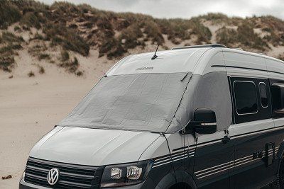 Zusätzliche Thermoisolierung im Fahrerhaus im Eriba Campervan