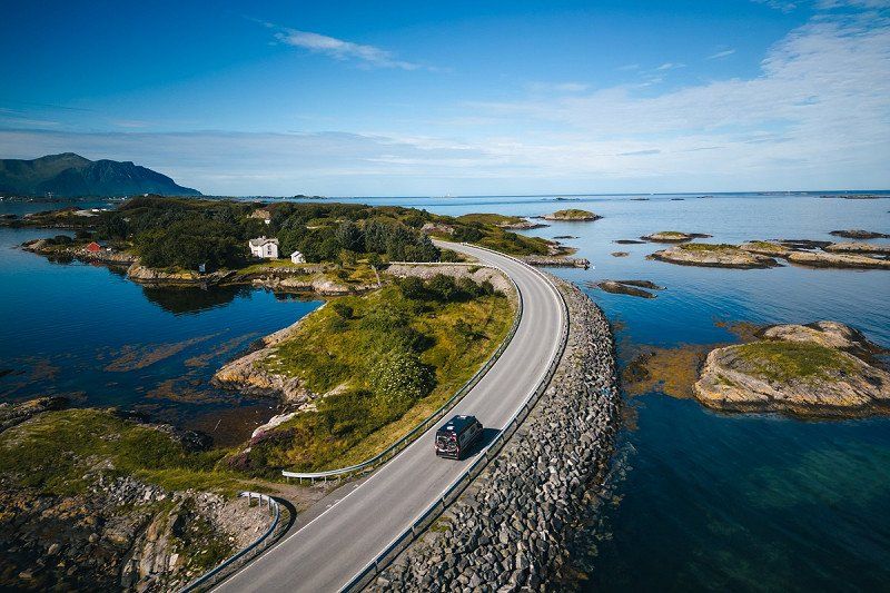 Auf einen Blick: Mit Wohnwagen und Wohnmobil in Norwegen