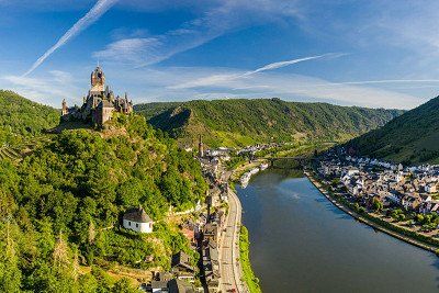 View over the Moselle to Cochem Castle