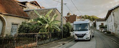 learn more about the motorhome B-ML I880 by Hymer