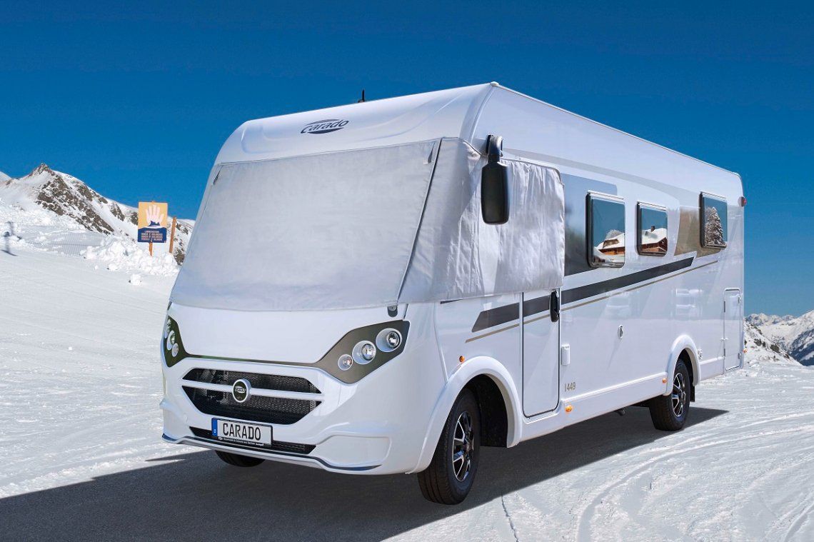 Carado motorhome with thermal insulation on the windshield