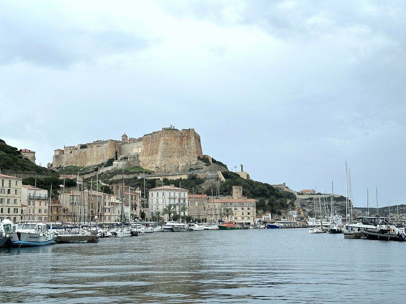 Elba, Korsika und Frankreich