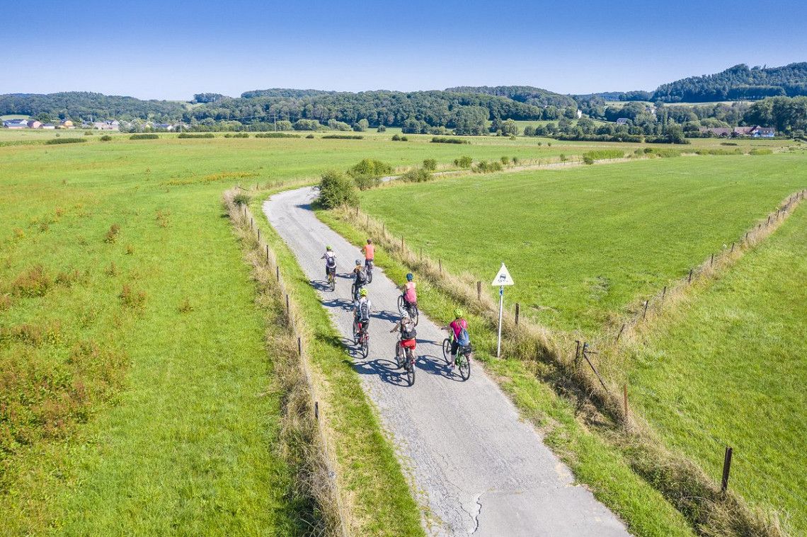 Gruppe Fahrradfahrer in Guttland, Luxemburg