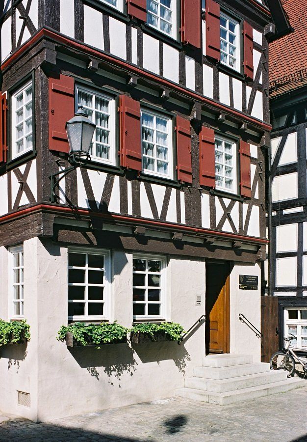 Fachwerkfassade des Gottlieb-Daimler-Geburtshauses in Schorndorf