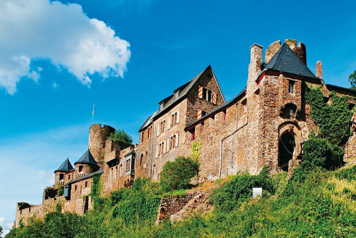 Burg Thurant an der Mosel bei Alken