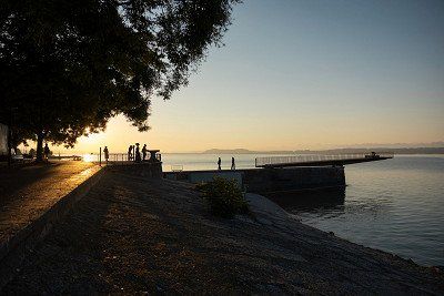 Quai Ostervald, a lakeside promenade in Neuchâtel