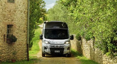 Etrusco Campervan CV 640 PB+ von vorne aussen mit Skyview