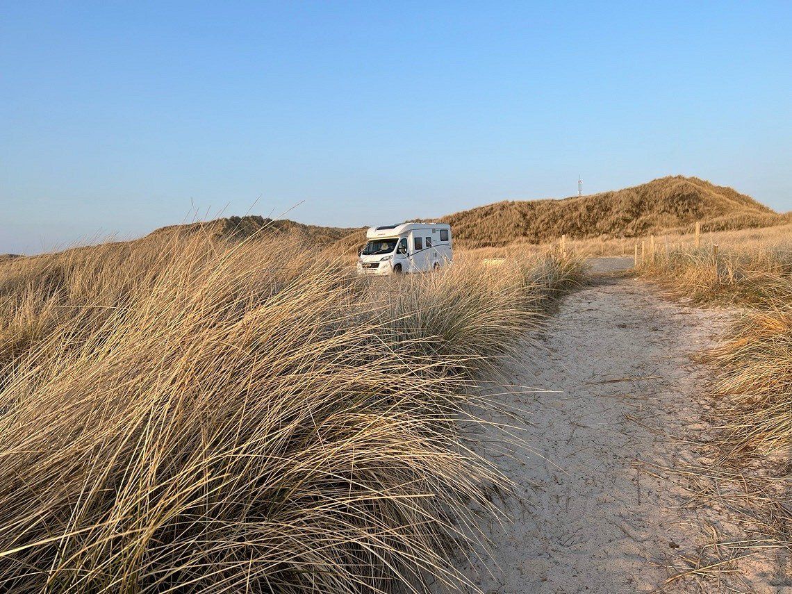 Denmark in March 22 with child / Jutland