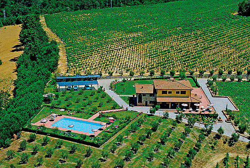 Steeds meer agriturismo’s hebben voorzieningen speciaal voor gezinnen met kinderen. Steeds meer agriturismo’s hebben voorzieningen speciaal voor gezinnen met kinderen.