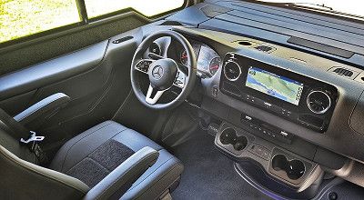 Mercedes Cockpit im Wohnmobil Arto