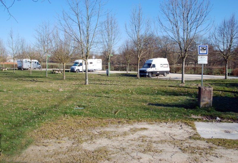 Aire Naturelle de Camping La Sauldre