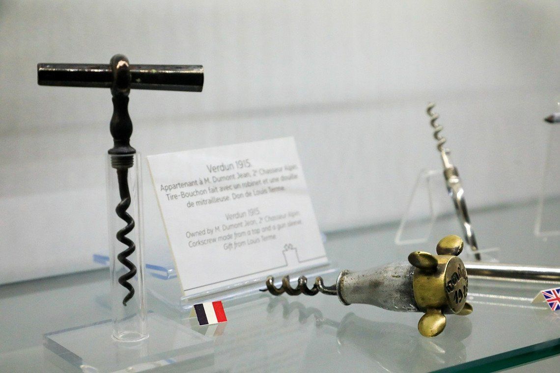 Skurrile Korkenzieher im Musée du Tire-Bouchon in Menerbes