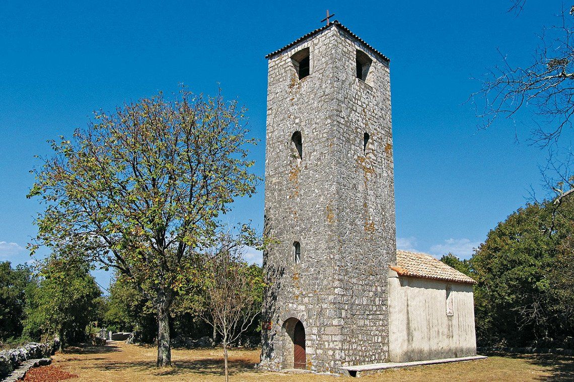 Die alte Kirche Sveti Vid Dobrinjski bei Dobrinj