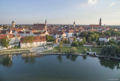 Blick über die Donau auf Straubing