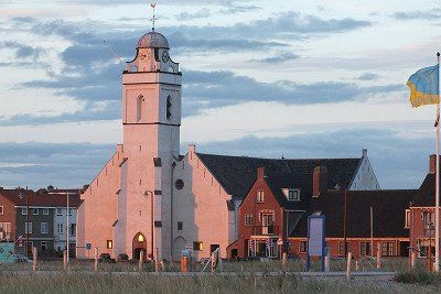 Spätgotische Andreaskirche in Katwijk, Holland 