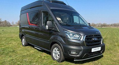 Außenansicht Campervan Lineo in schwarz