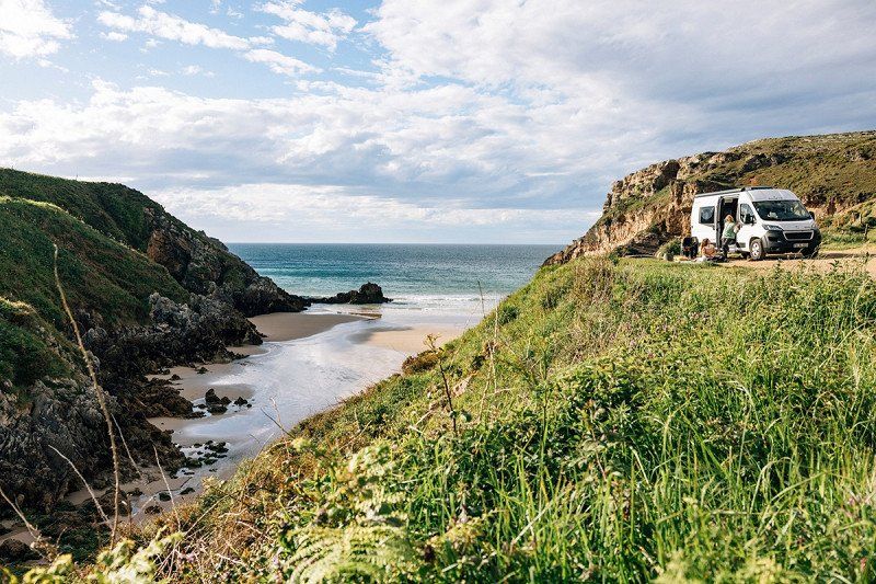 Auf einen Blick: Mit Wohnwagen und Wohnmobil in Spanien